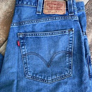 🎉HP🎉Men’s Levi’s 505 Jeans Size 38x30